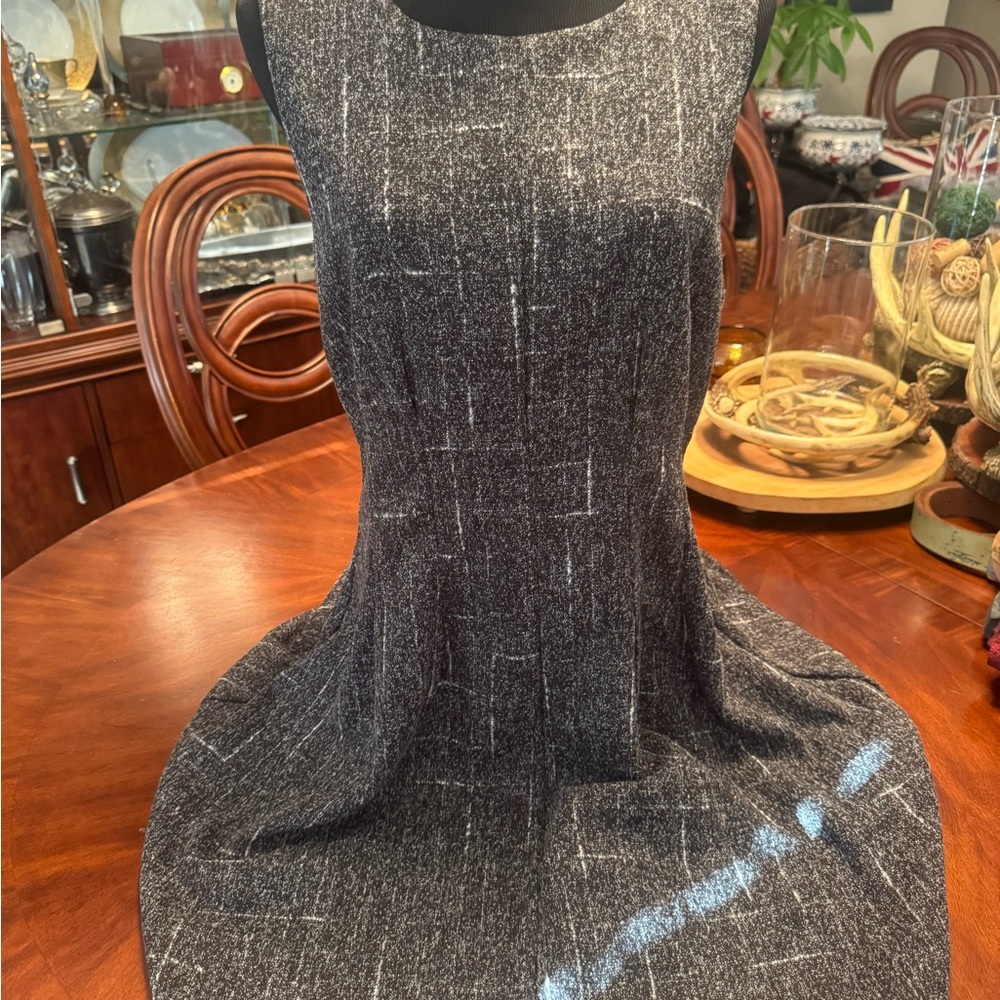 Chic Black and Gray Women's Midi Dress